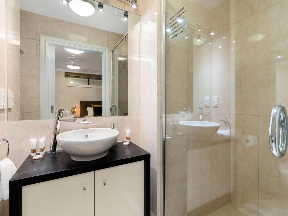 Central Luxury At 408 The Beacon Queenstown Bagian luar foto